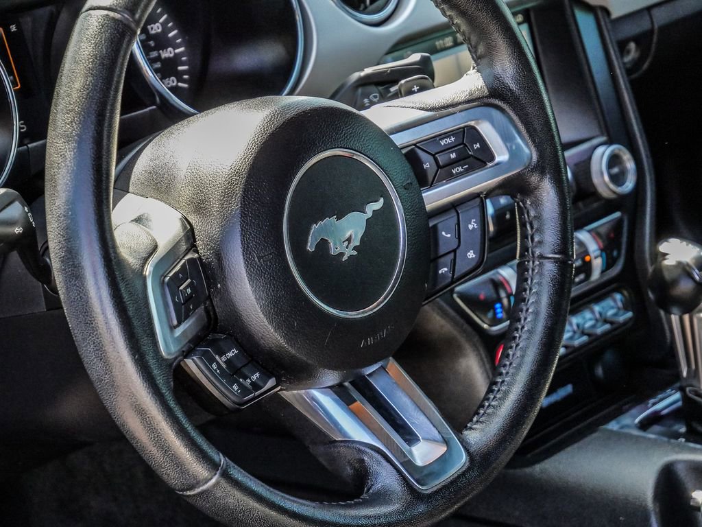 Used 2017 Ford Mustang Premium image 21