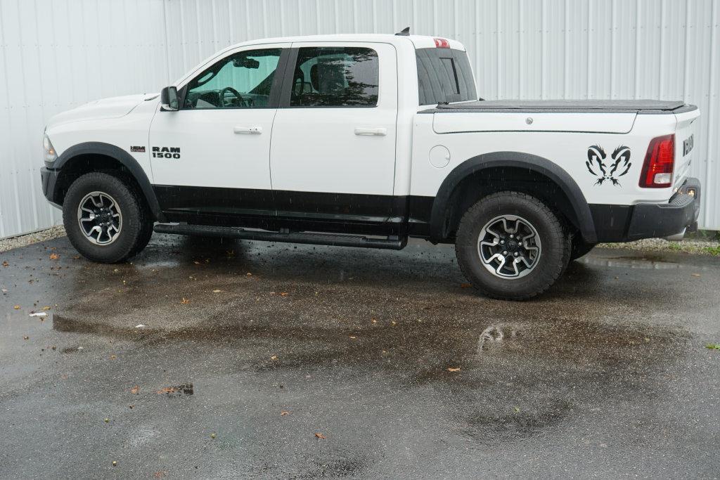 Used 2016 RAM 1500 Rebel w/ Luxury Group AWD/4WD image 3