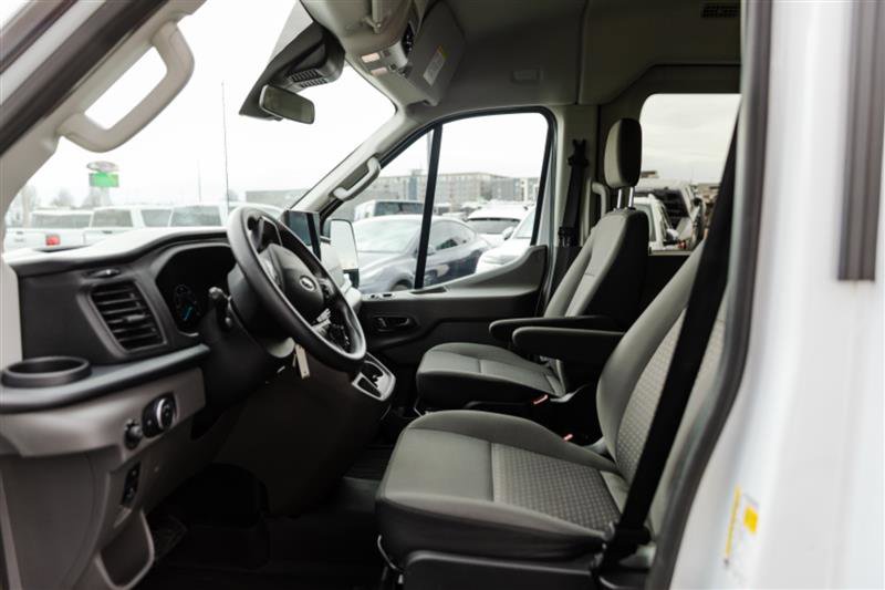 Used 2024 Ford Transit 350 XLT image 14