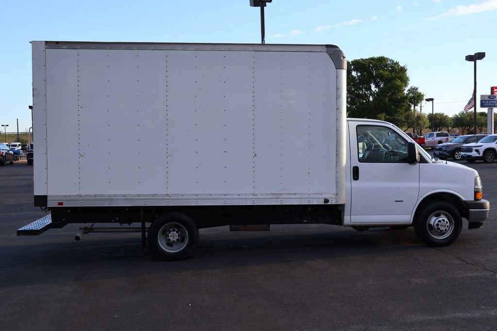 Used 2021 Chevrolet Express 3500 w/ Power Convenience Package image 8