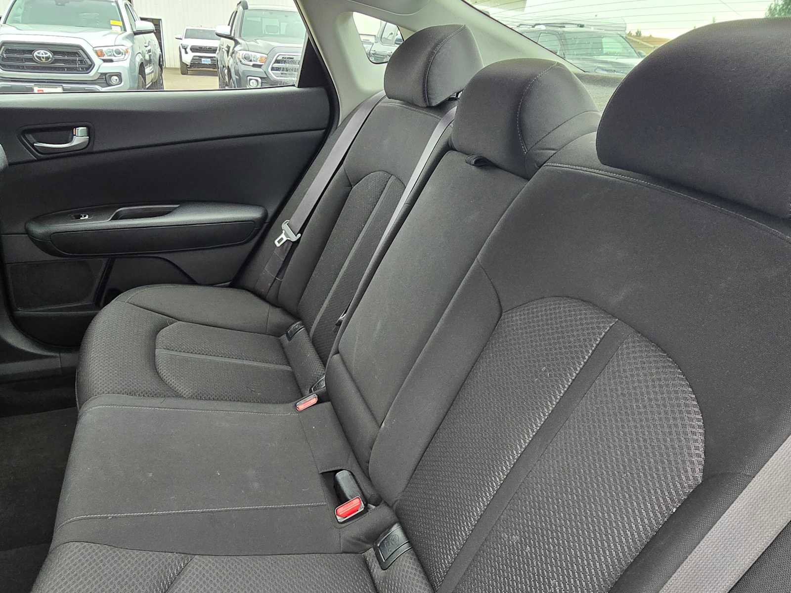 Used 2018 Kia Optima LX image 25