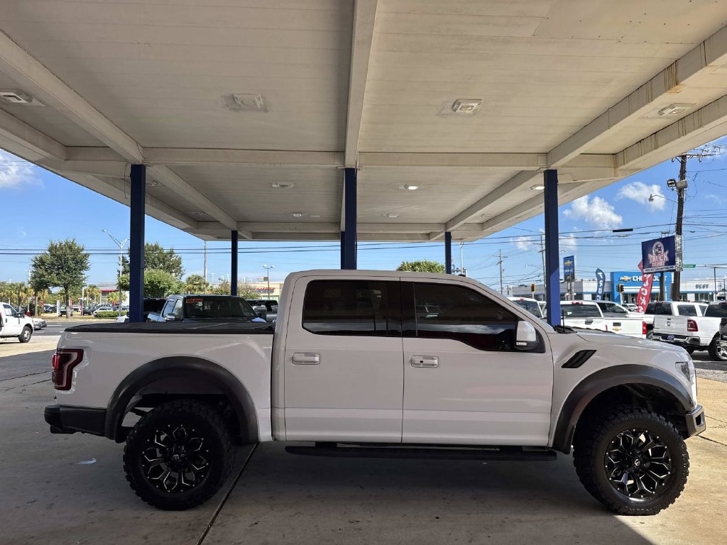 Used 2018 Ford F150 Raptor w/ Equipment Group 802A Luxury AWD/4WD image 10
