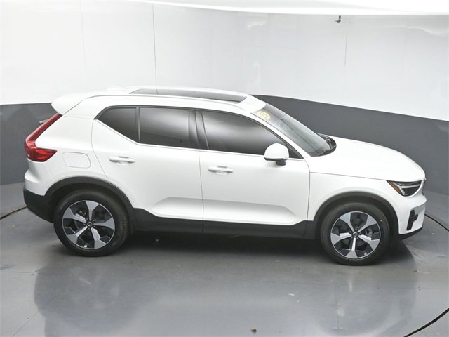 Used 2023 Volvo XC40 B5 Plus w/ Driver Assist Package image 49