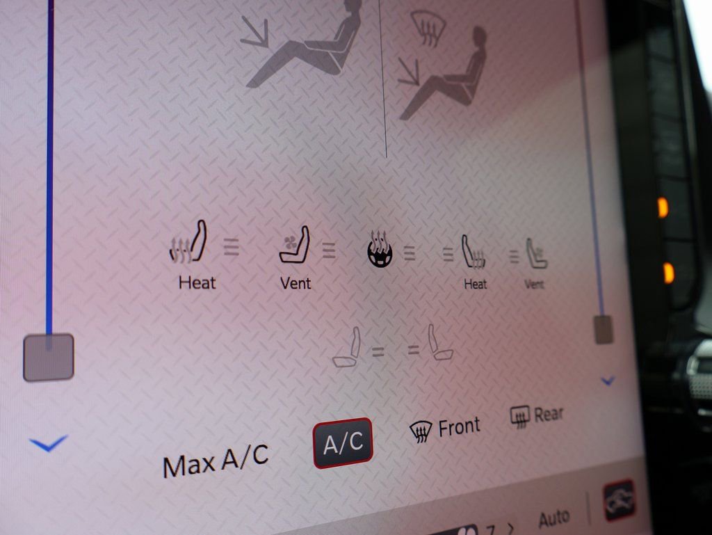 New 2026 RAM 1500 Rebel w/ Rebel Level 2 Equipment Group image 36