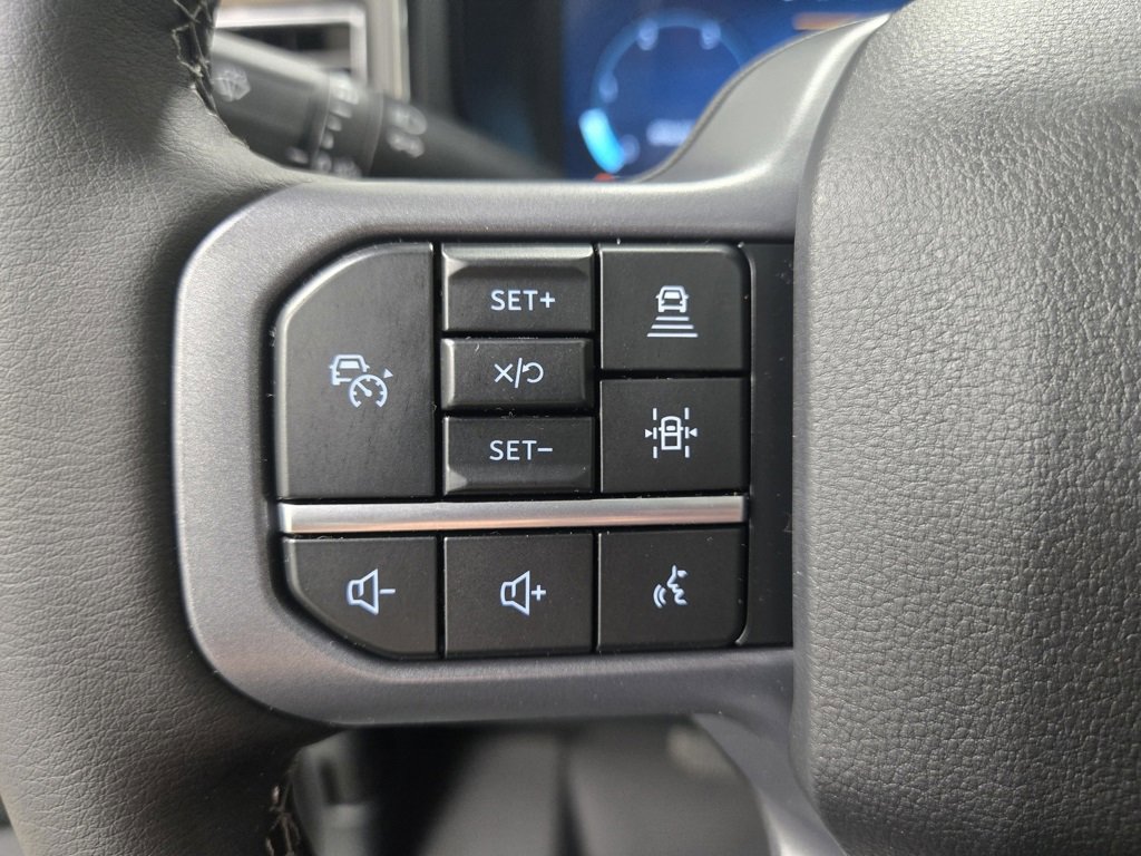 New 2025 Ford F250 Lariat w/ Lariat Ultimate Package image 24