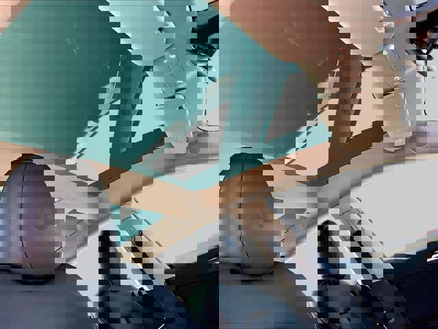 Used 2023 Tesla Model 3 Standard Range image 17