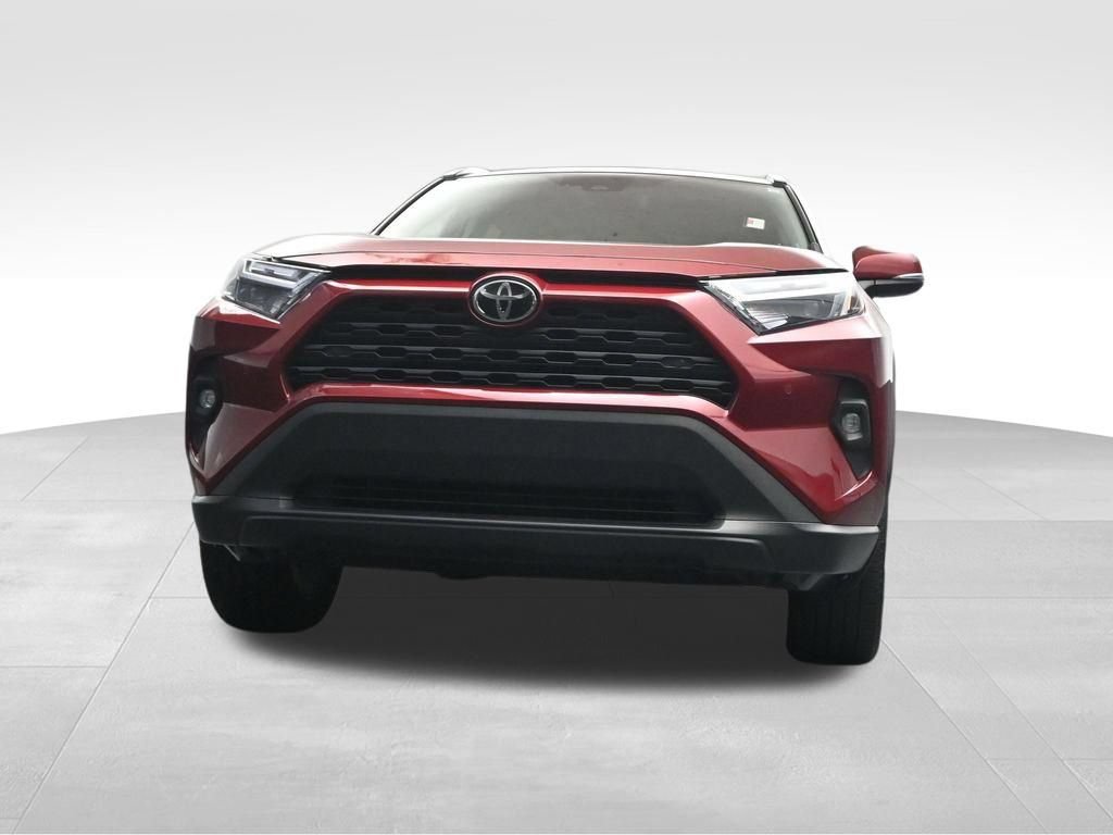 Used 2022 Toyota RAV4 XLE Premium FWD image 17