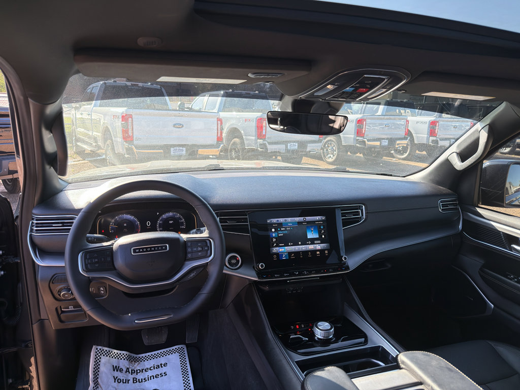Used 2023 Jeep Wagoneer Series II image 25