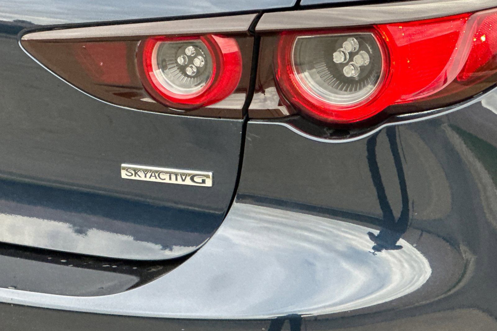 Used 2021 MAZDA MAZDA3 s image 27