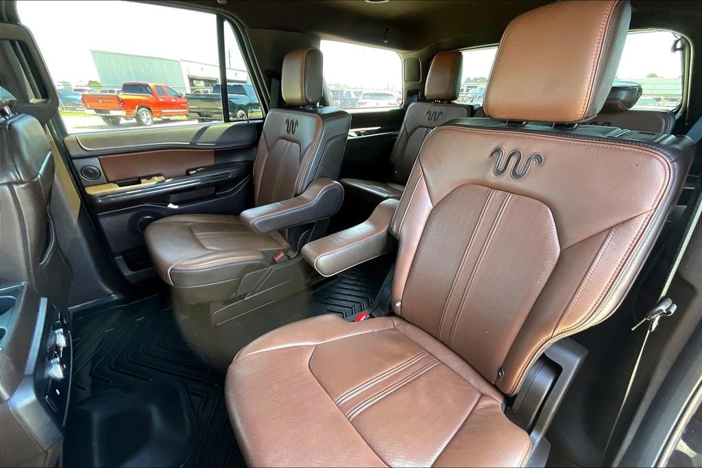 Used 2024 Ford Expedition King Ranch RWD image 19
