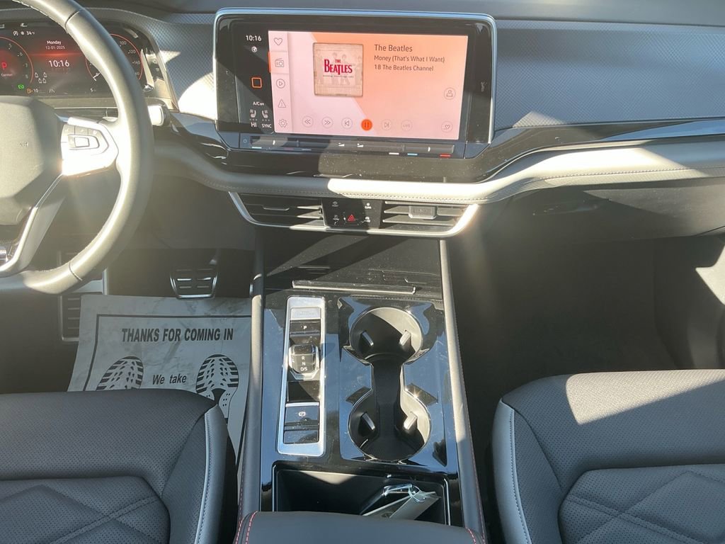 New 2026 Volkswagen Atlas Peak Edition image 11