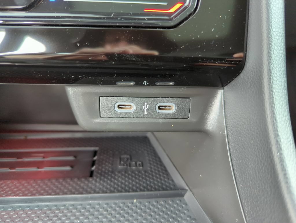 New 2026 Volkswagen Jetta SEL FWD image 33