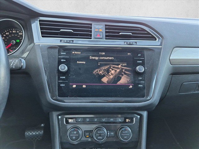 Used 2019 Volkswagen Tiguan SE AWD/4WD image 11