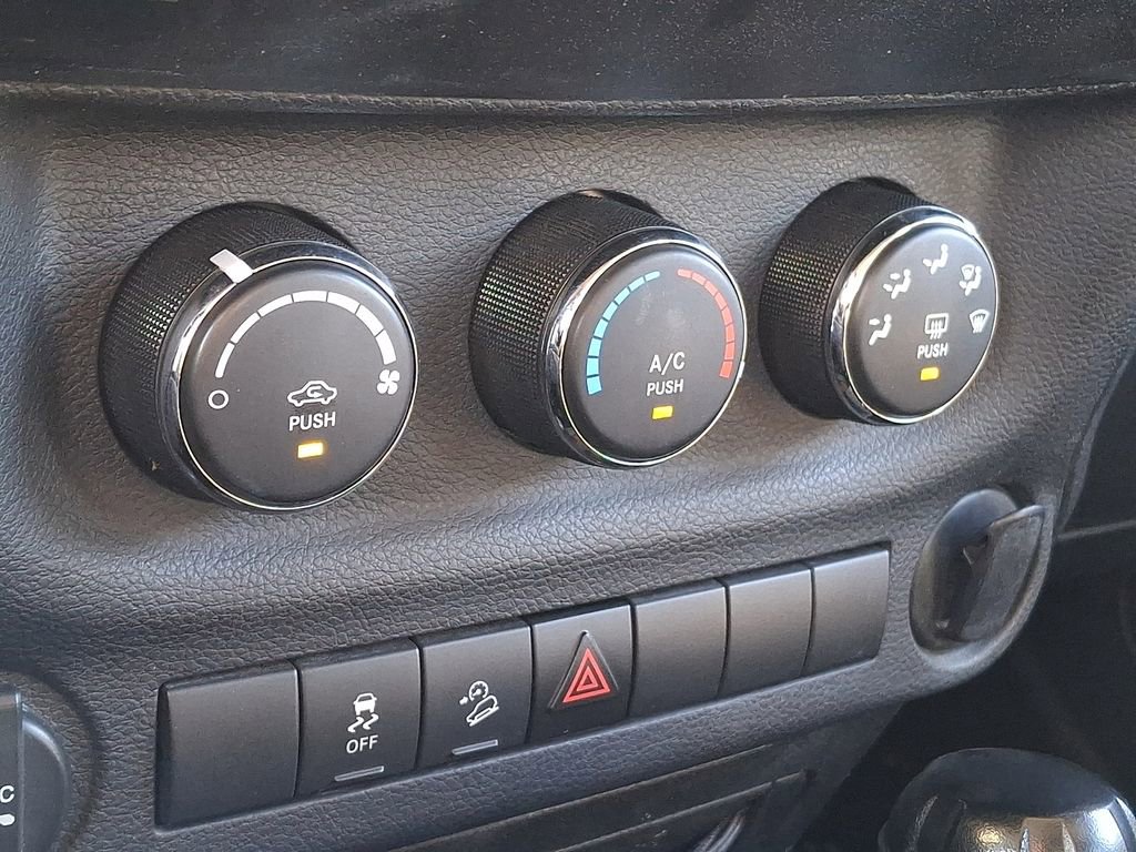 Used 2012 Jeep Wrangler Sport image 17