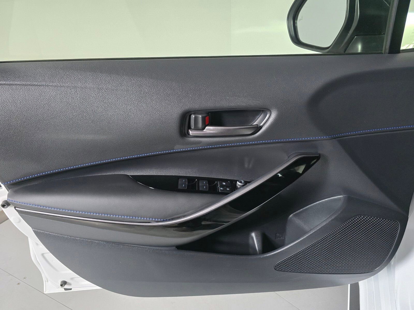 Used 2024 Toyota Corolla Premium image 35