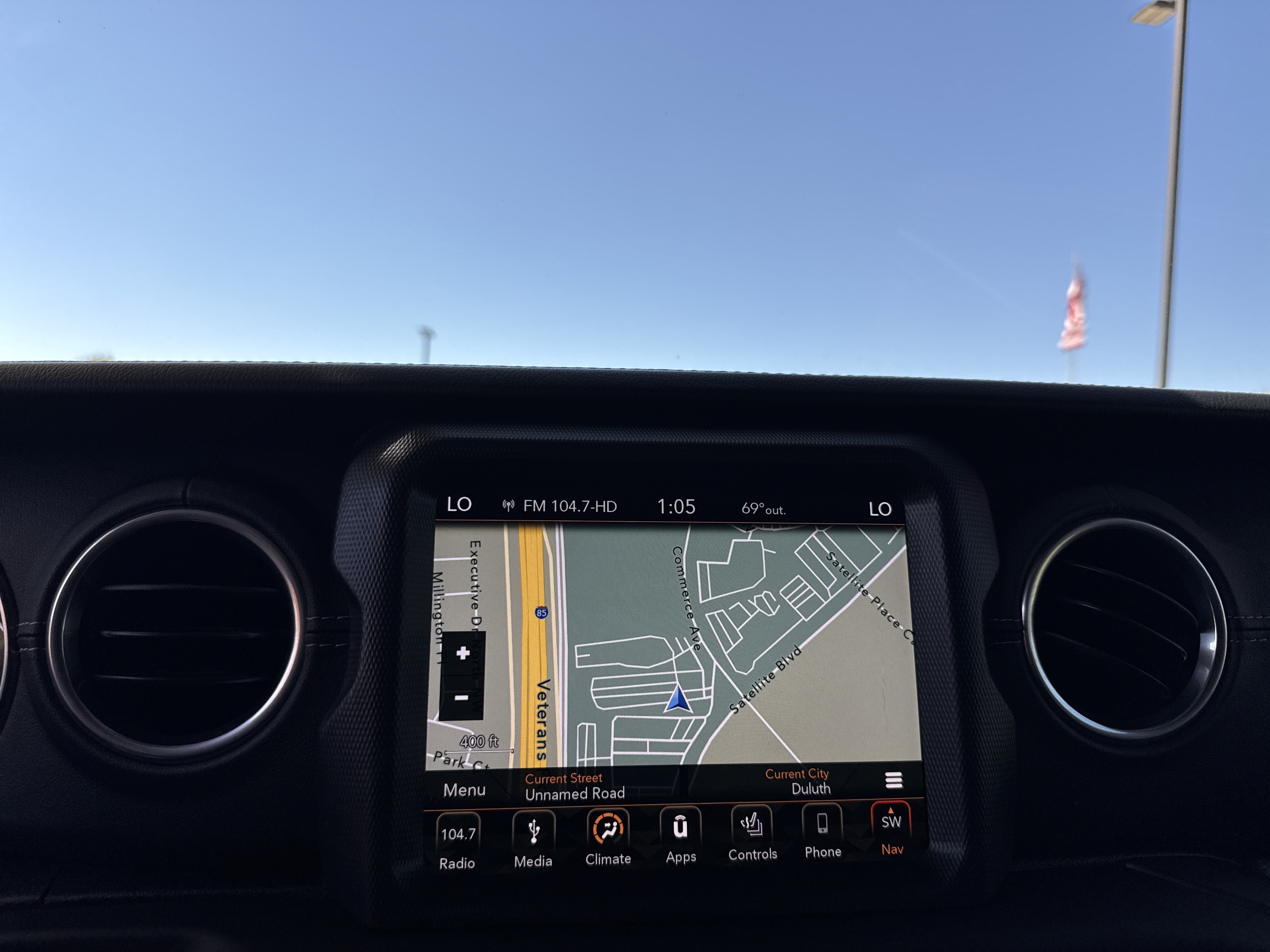 Used 2018 Jeep Wrangler Unlimited Sahara AWD/4WD image 24