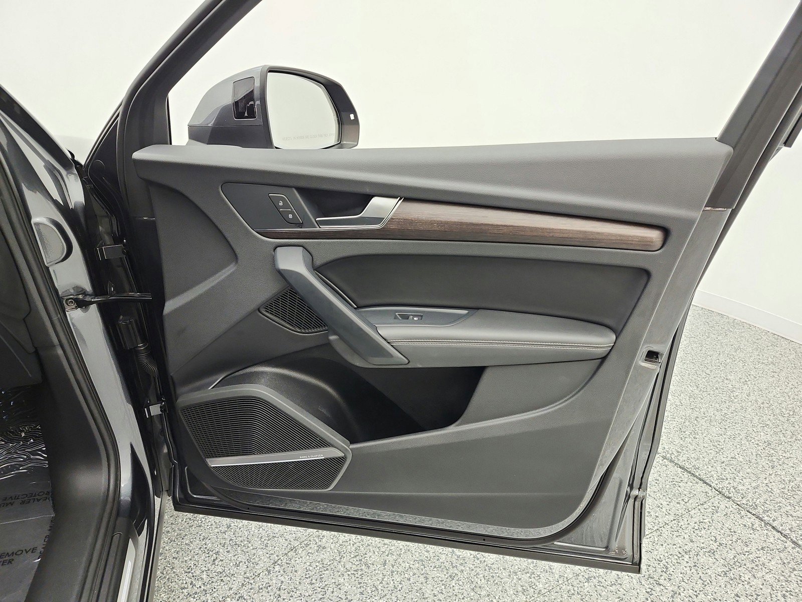 Used 2023 Audi Q5 2.0T Premium Plus w/ Premium Plus Package image 19