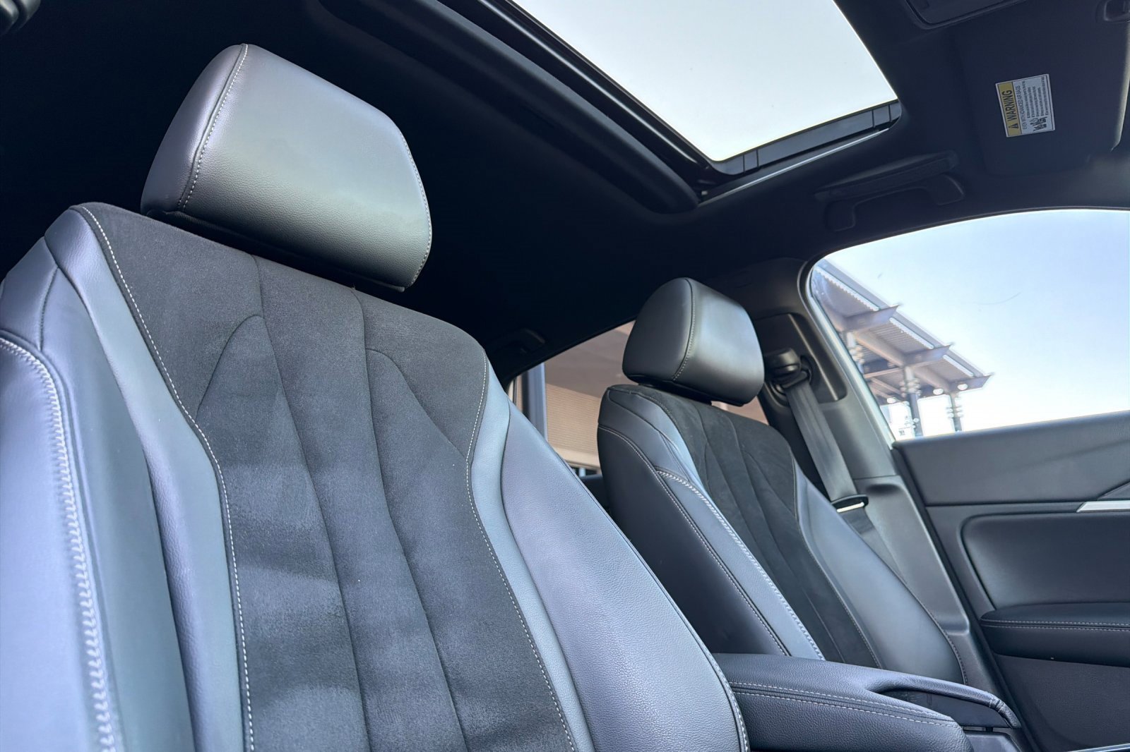 Used 2023 Acura Integra A-Spec image 18