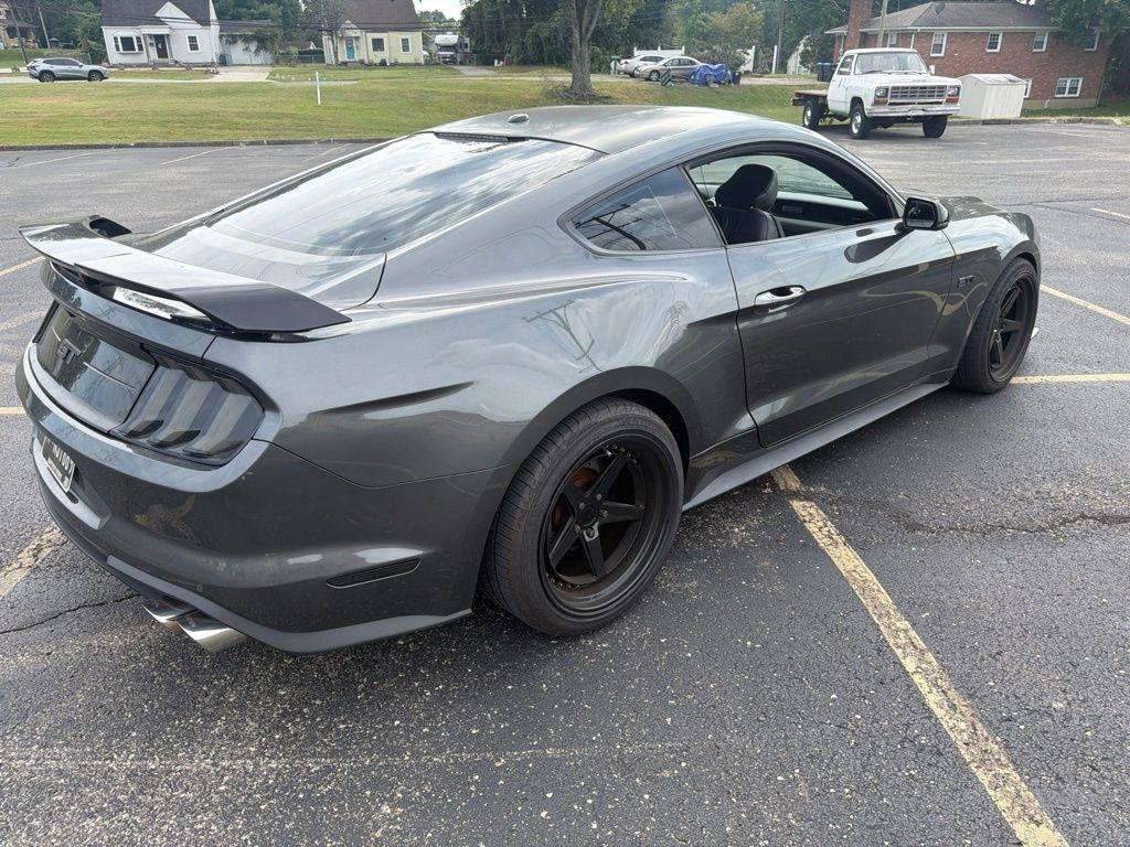 Used 2019 Ford Mustang GT Premium w/ GT Performance Package RWD image 6