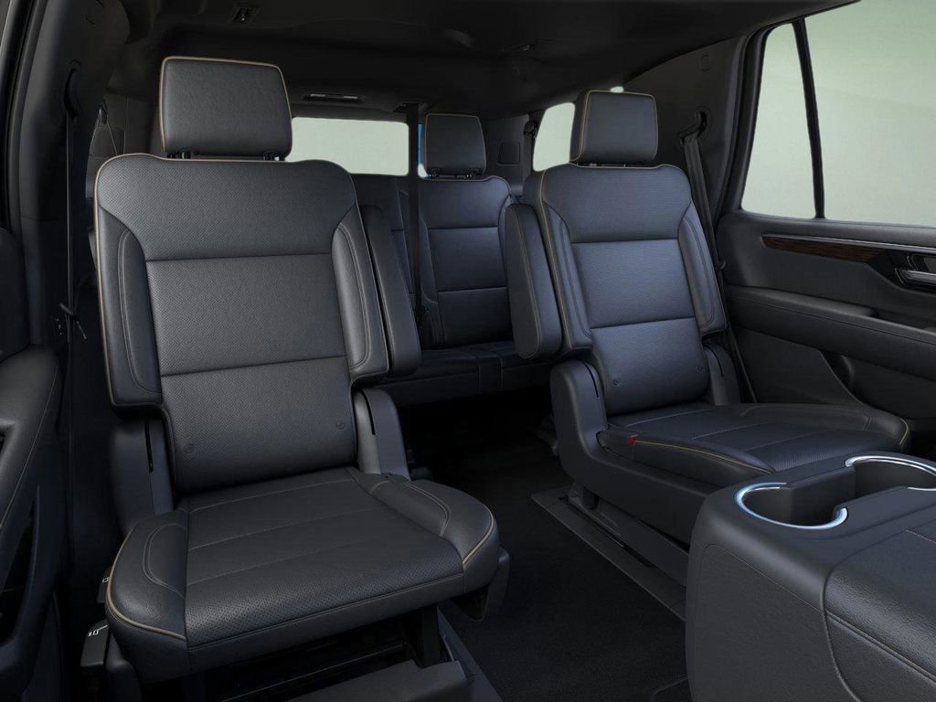 Used 2026 Chevrolet Tahoe Premier AWD/4WD image 18