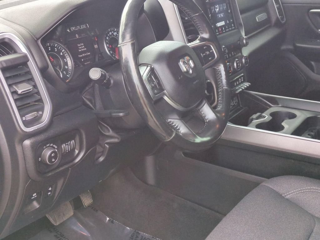 Used 2019 RAM 1500 Big Horn AWD/4WD image 11