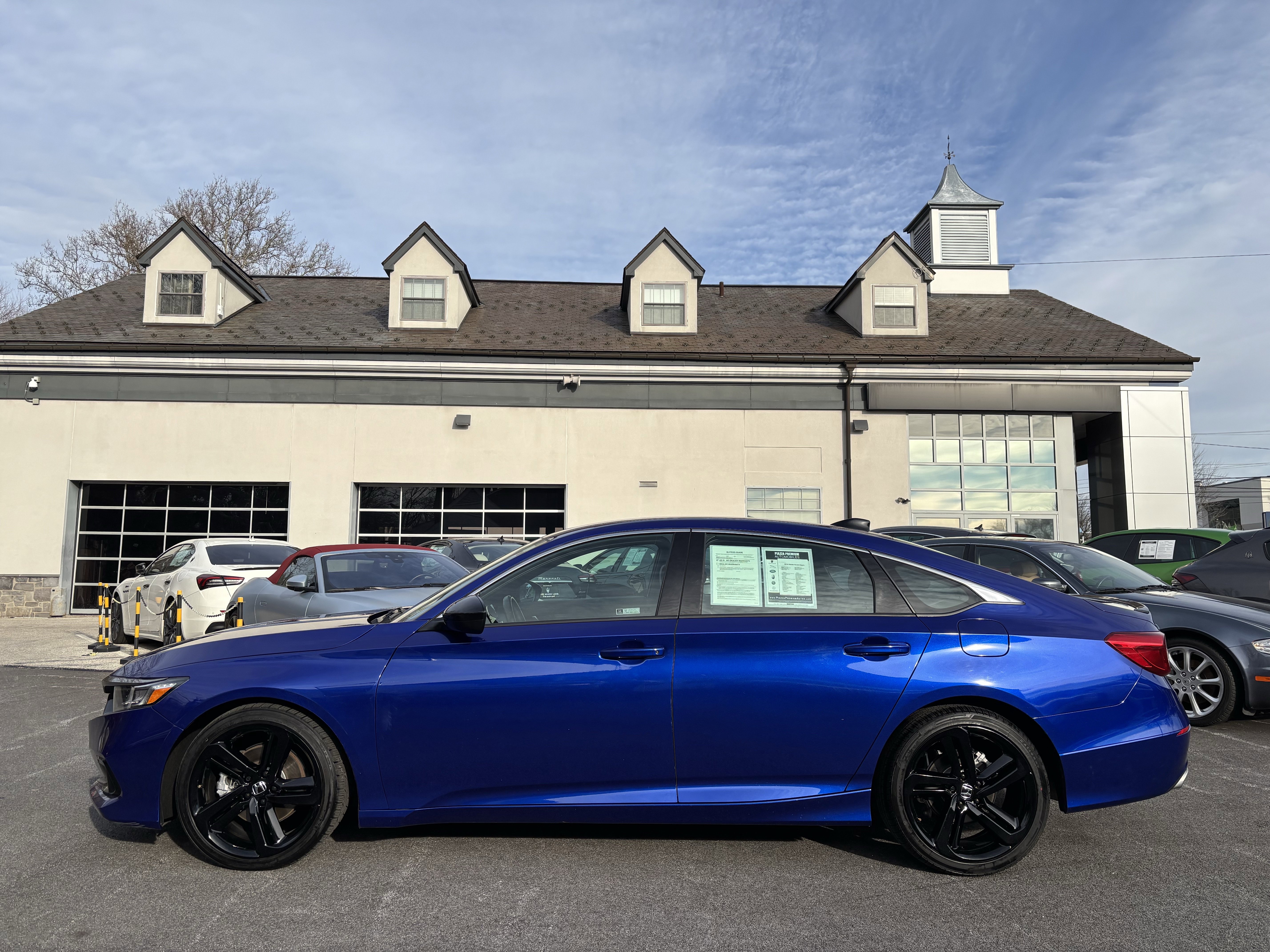 Used 2022 Honda Accord Sport image 2