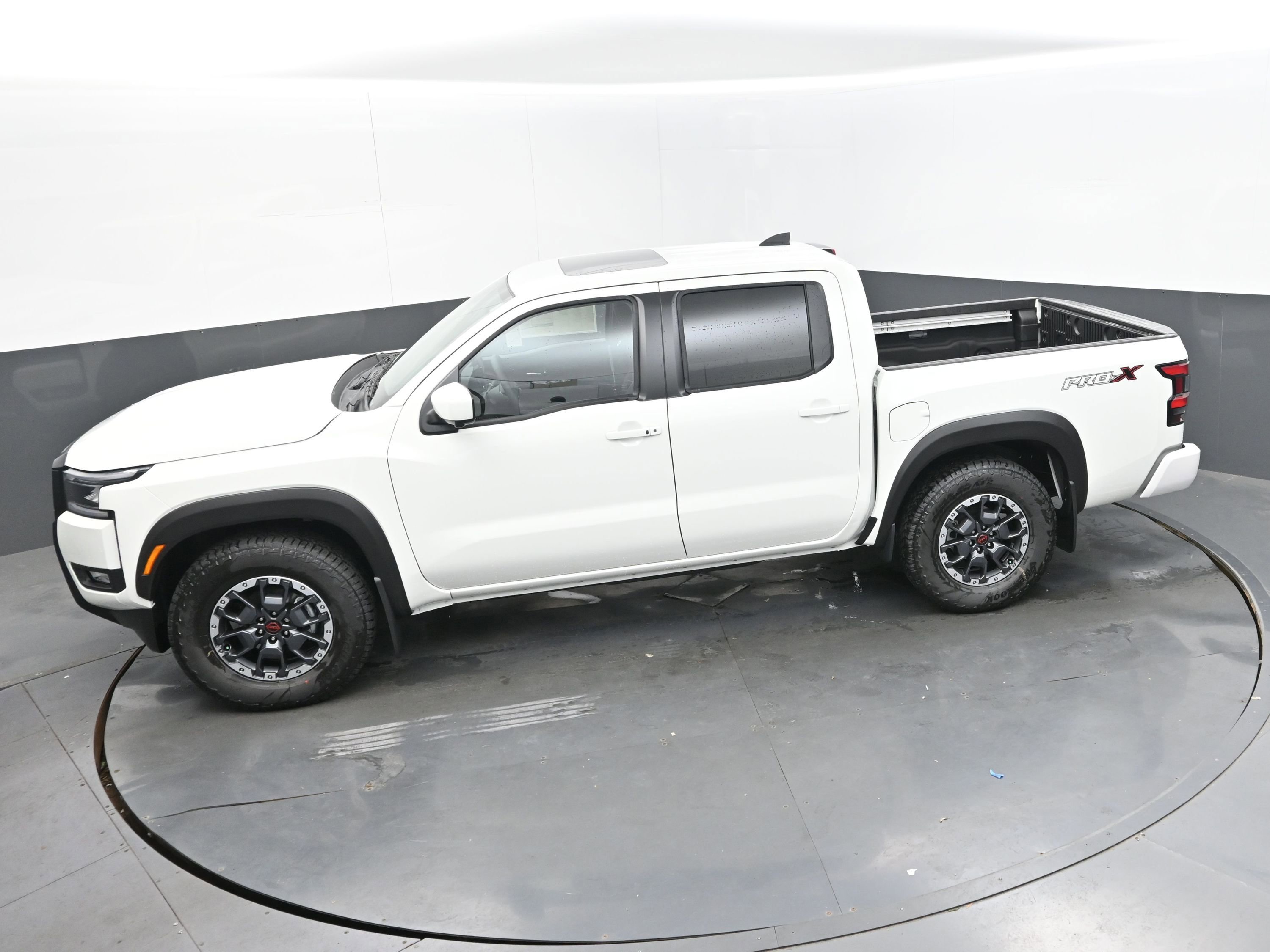 New 2025 Nissan Frontier Pro-X w/ Pro Premium Package image 32