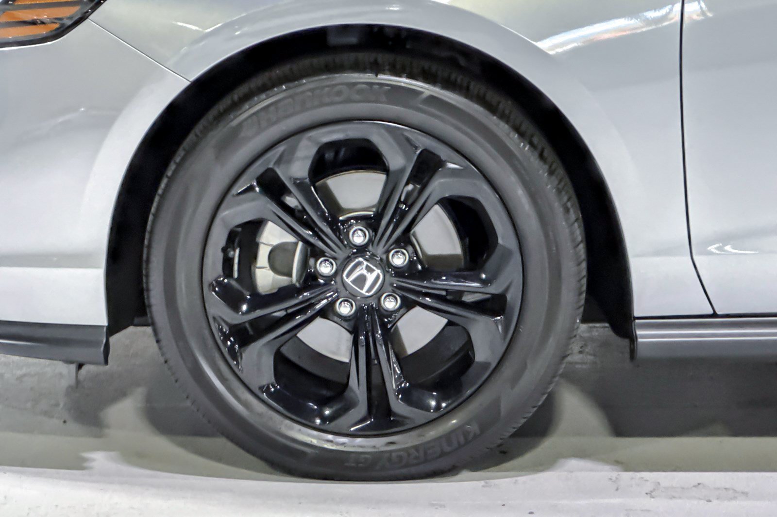 Used 2025 Honda Accord SE image 13