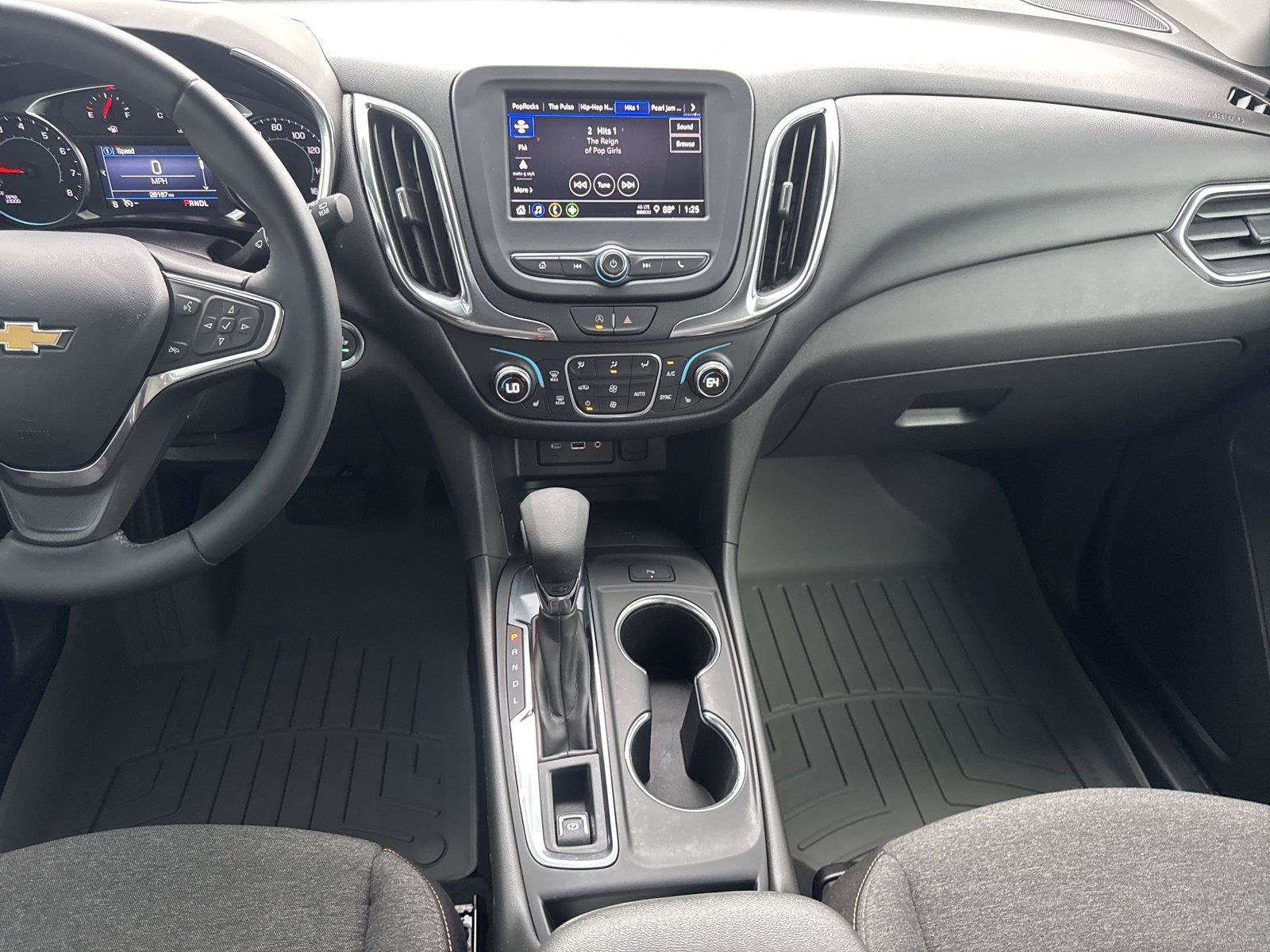 Used 2023 Chevrolet Equinox LT FWD image 15