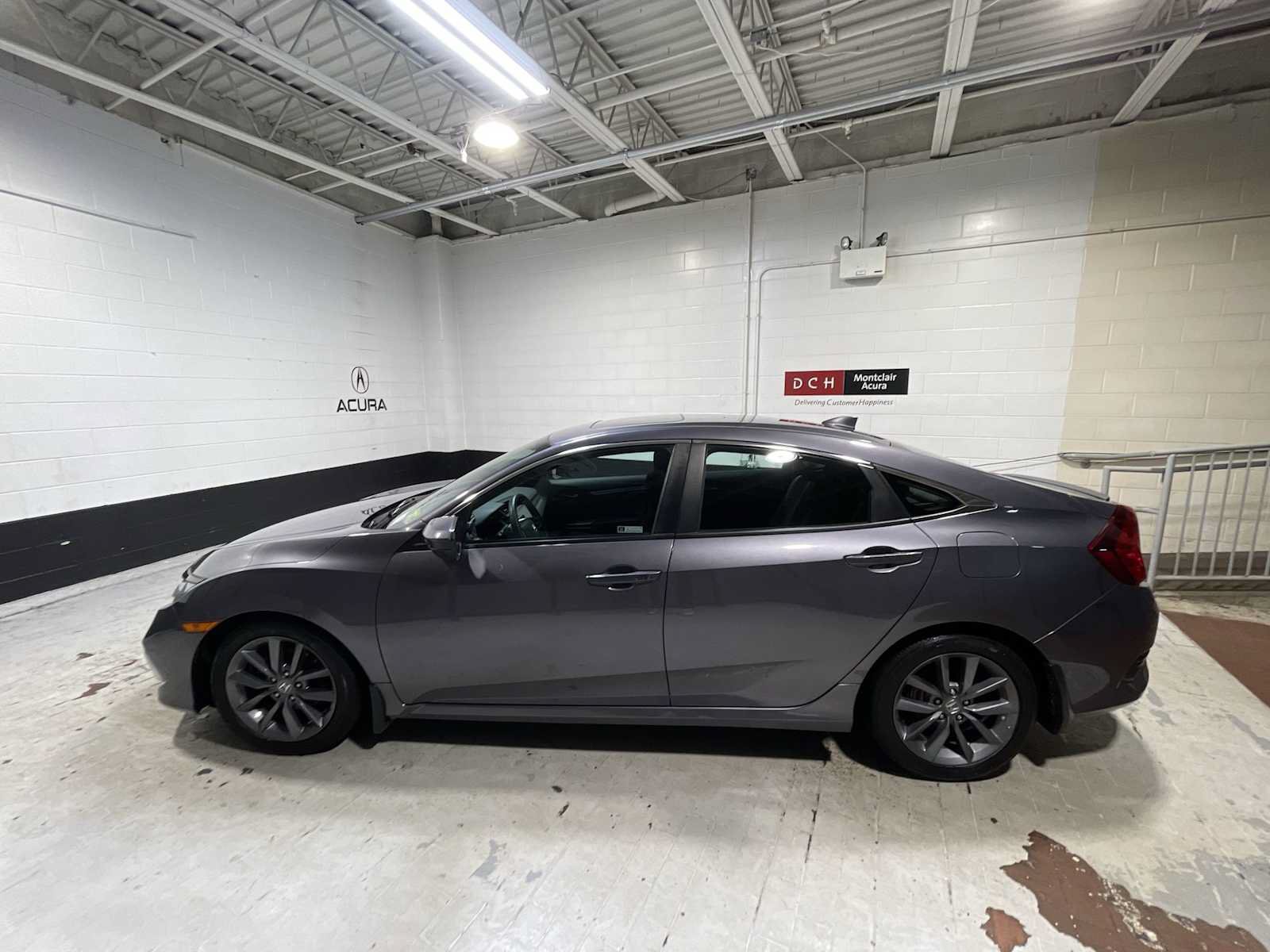 Used 2019 Honda Civic EX image 3