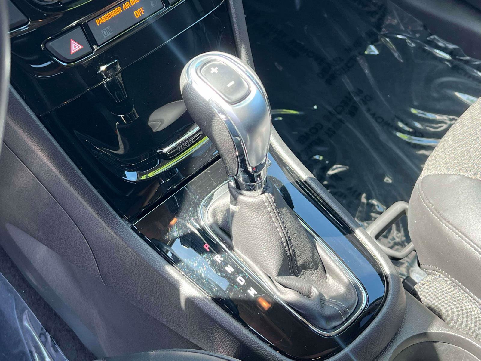 Used 2020 Buick Encore Preferred image 11