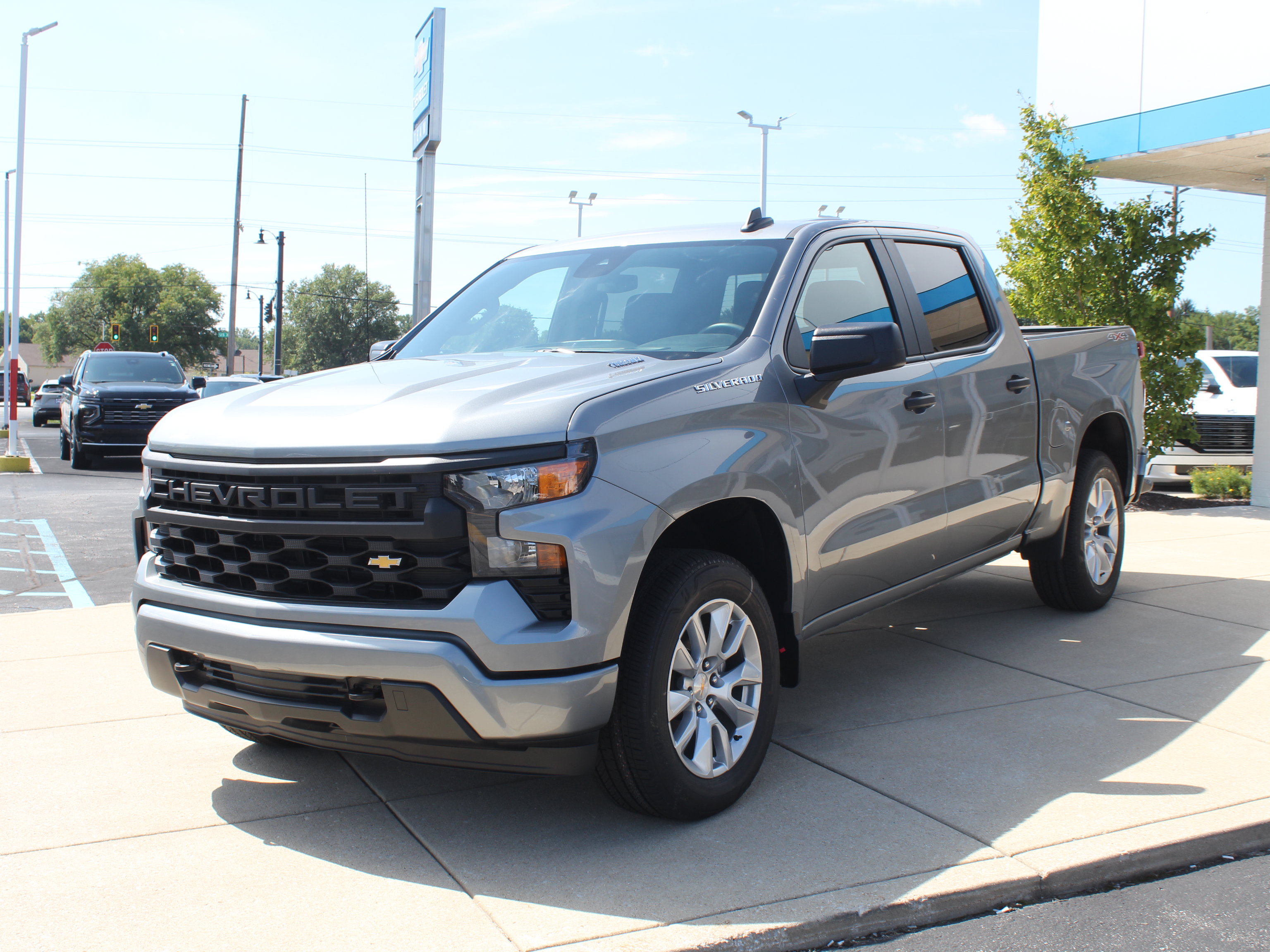 New 2026 Chevrolet Silverado 1500 Custom AWD/4WD image 9