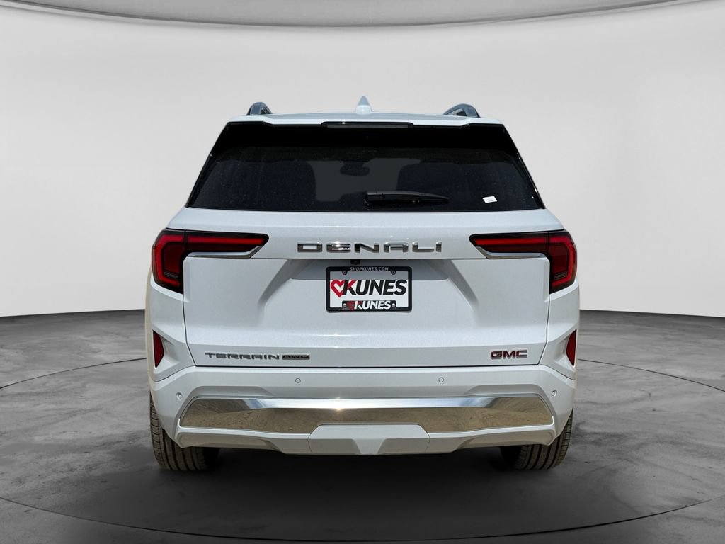 New 2027 GMC Terrain Denali w/ LPO, Black Badging Package AWD/4WD image 7