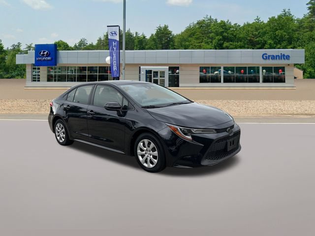 Used 2020 Toyota Corolla LE FWD image 6