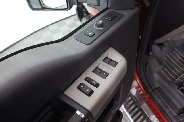 Used 2016 Ford F250 Lariat w/ Chrome Package image 33