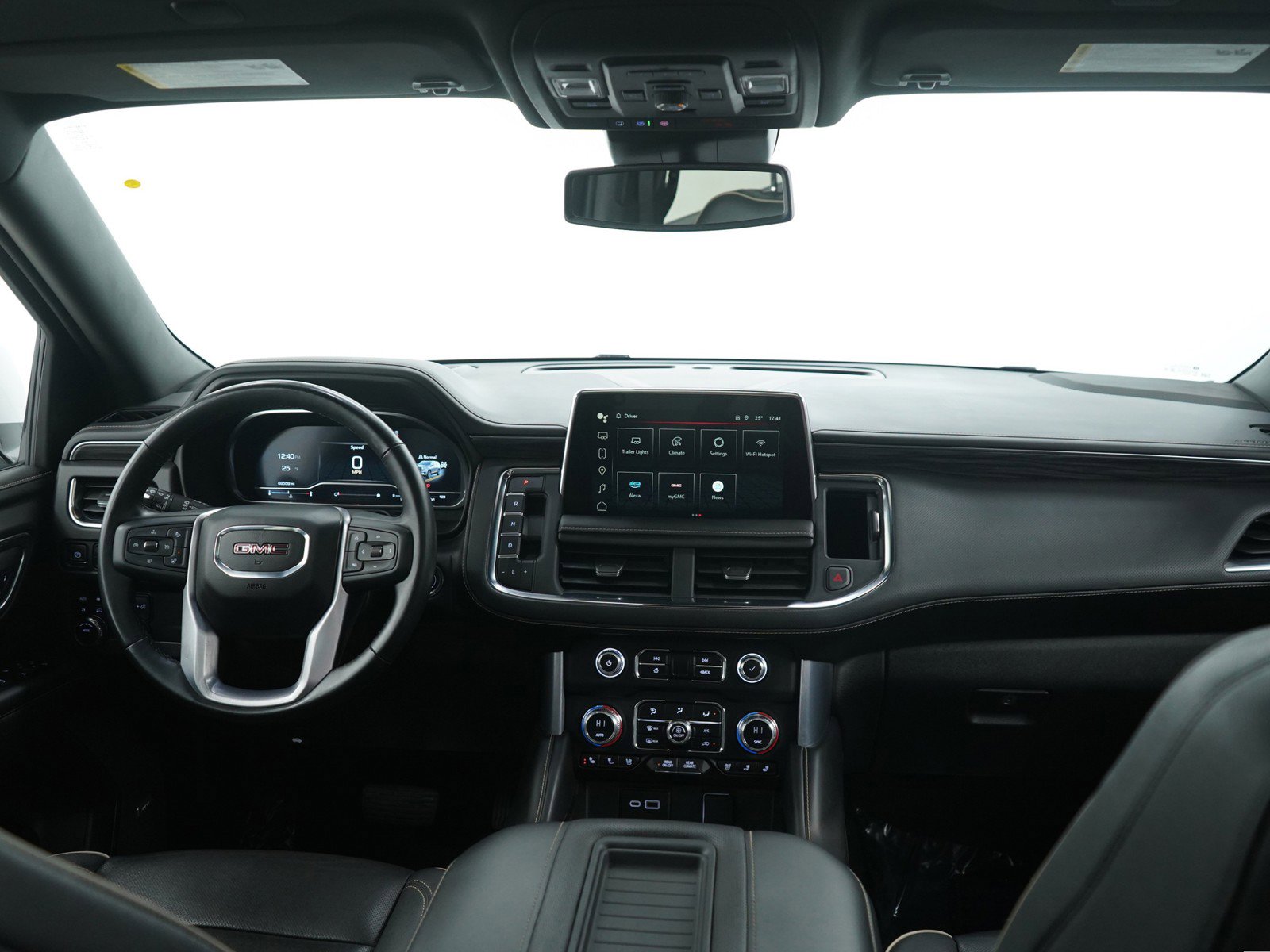 Used 2023 GMC Yukon XL SLT image 14