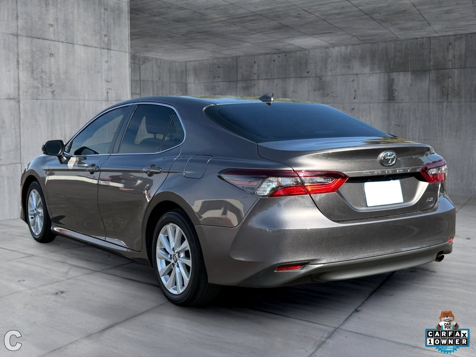 Used 2024 Toyota Camry LE FWD image 4