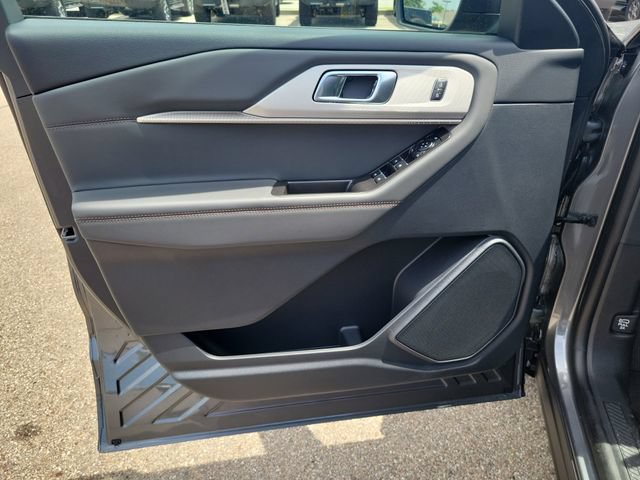 New 2026 Ford Explorer Active w/ Active Comfort Package AWD/4WD image 19