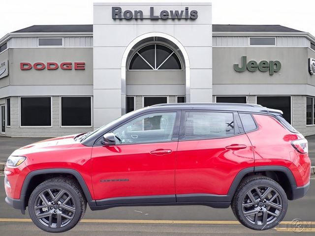 New 2026 Jeep Compass Limited w/ Sun, Sound & Navigation Group AWD/4WD image 1