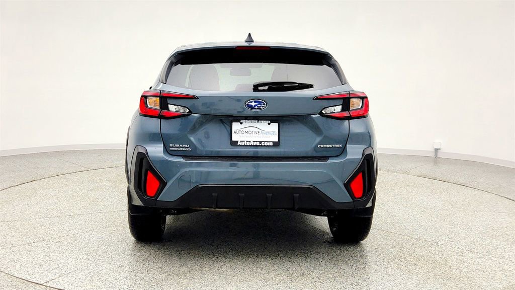 Used 2024 Subaru Crosstrek 2.0i image 6