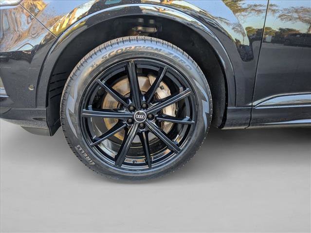 Used 2021 Audi Q7 3.0T Prestige image 25