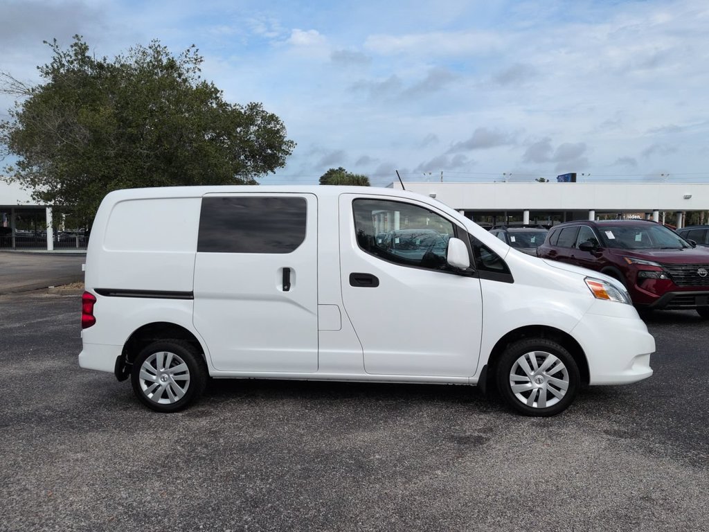 Used 2021 Nissan NV200 SV w/ Sliding Door Glass Package FWD image 3
