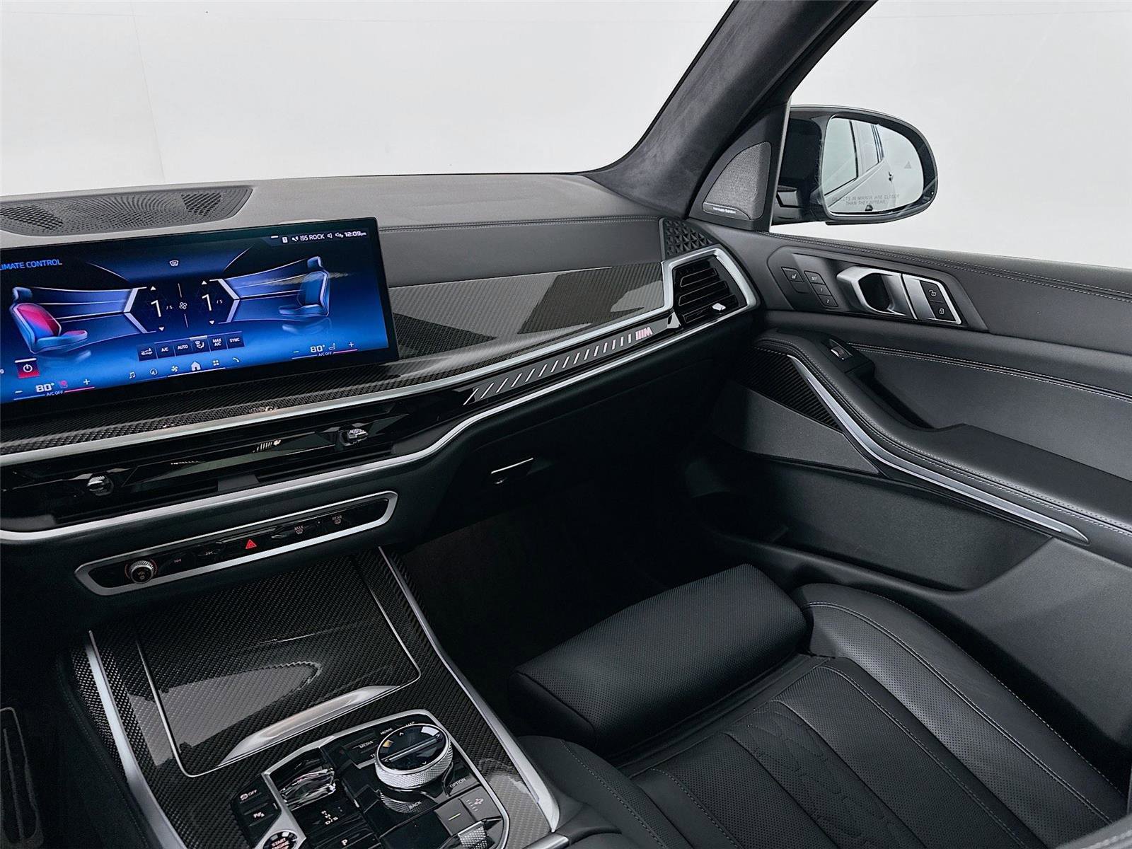 Certified 2024 BMW X7 M60i w/ Executive Package image 25