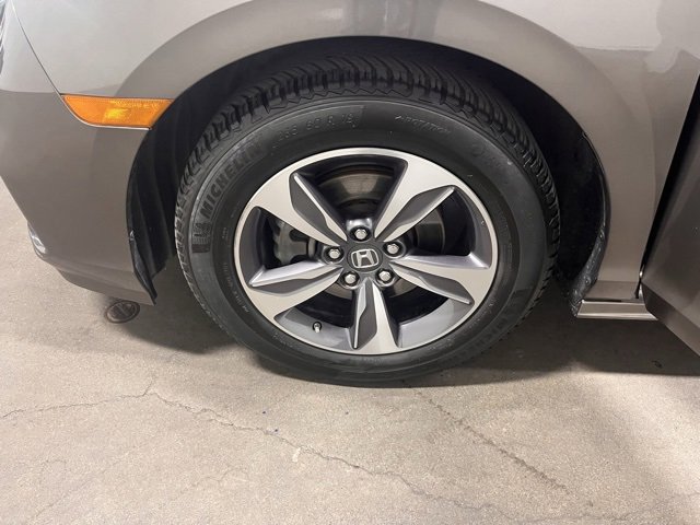 Used 2018 Honda Odyssey Touring image 27