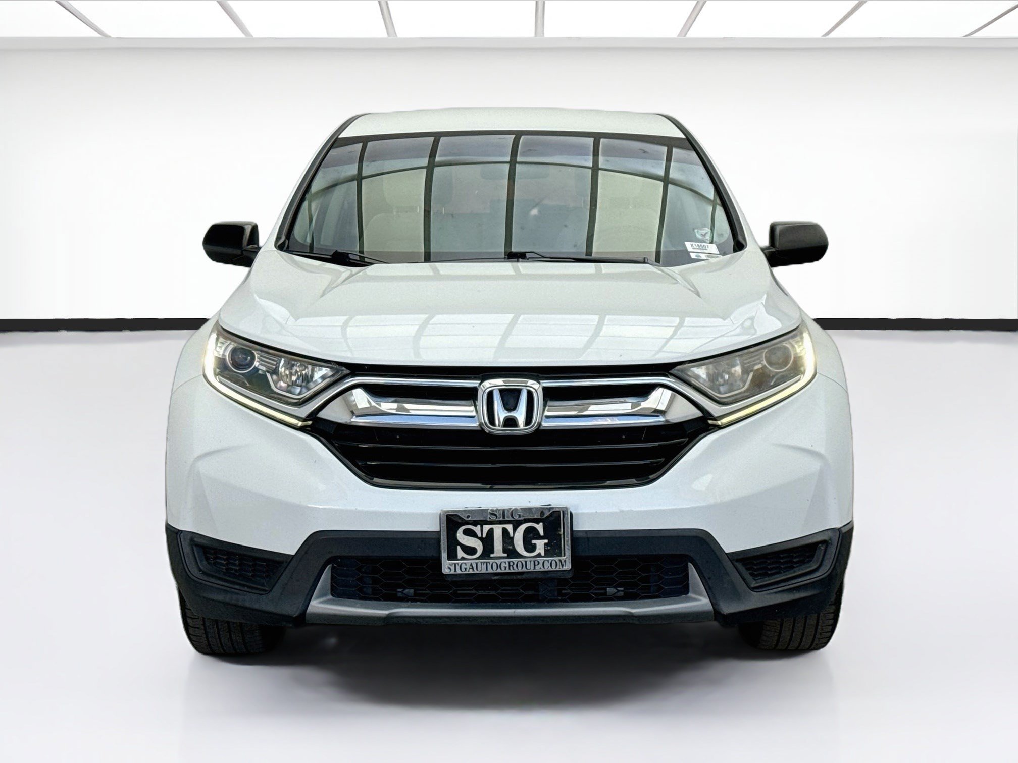 Used 2019 Honda CR-V LX image 2