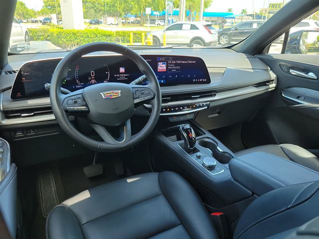 Certified 2025 Cadillac XT4 Premium Luxury FWD image 13