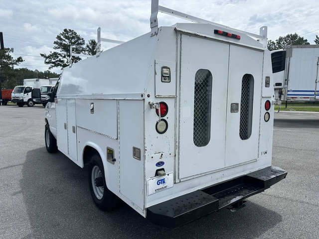Used 2015 Ford E-350 and Econoline 350 Super Duty RWD image 14