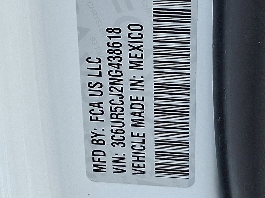 Used 2022 RAM 2500 Tradesman w/ Chrome Appearance Group AWD/4WD image 27