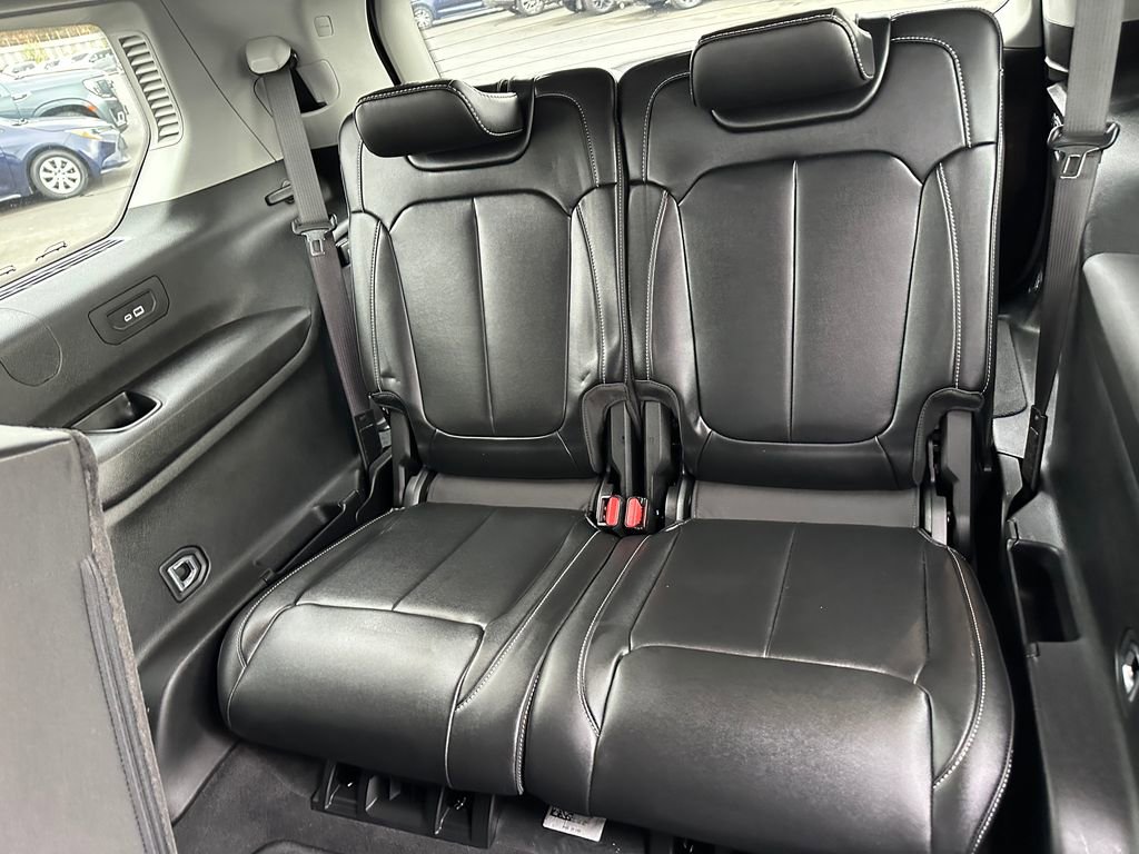 Used 2021 Jeep Grand Cherokee L Limited image 14