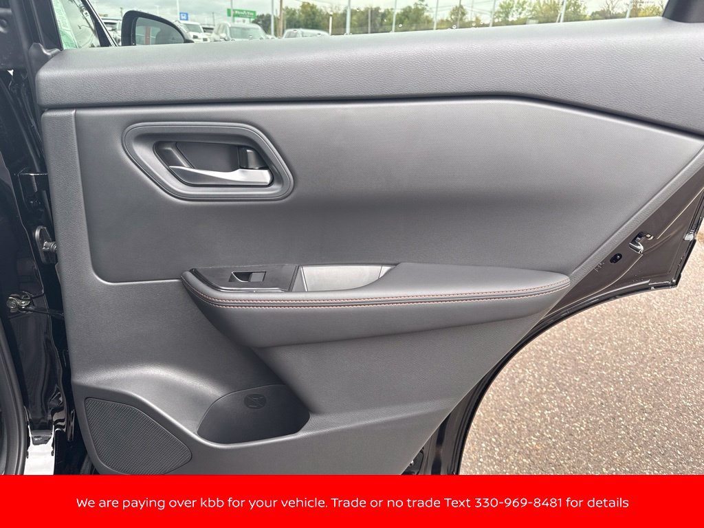 New 2027 Nissan Rogue SV w/ Rock Creek Premium Package AWD/4WD image 34